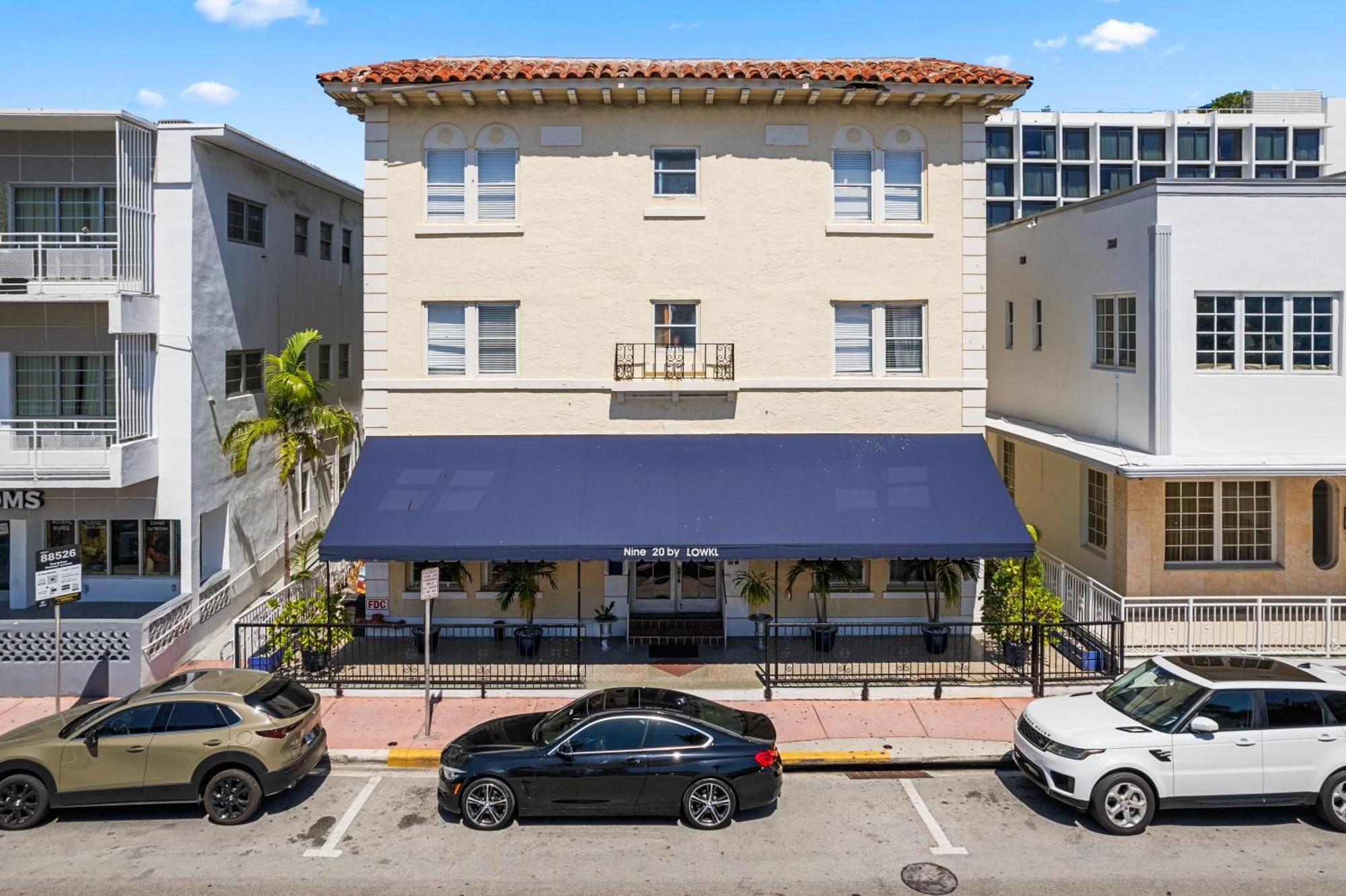 Nine20 Collins Apartments By Lowkl Miami Beach Exterior photo