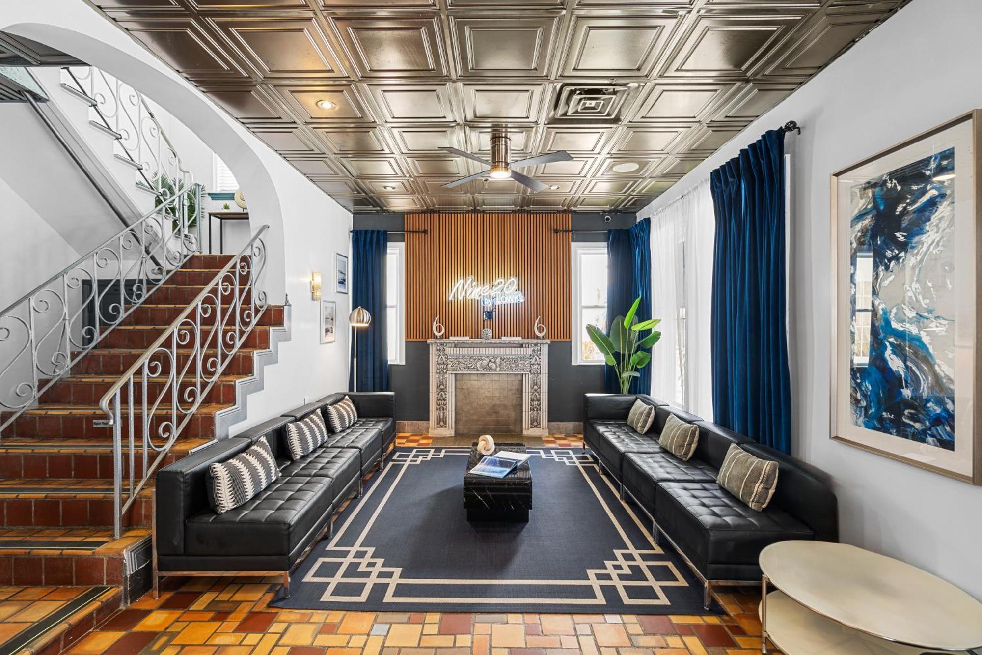 Nine20 Collins Apartments By Lowkl Miami Beach Exterior photo